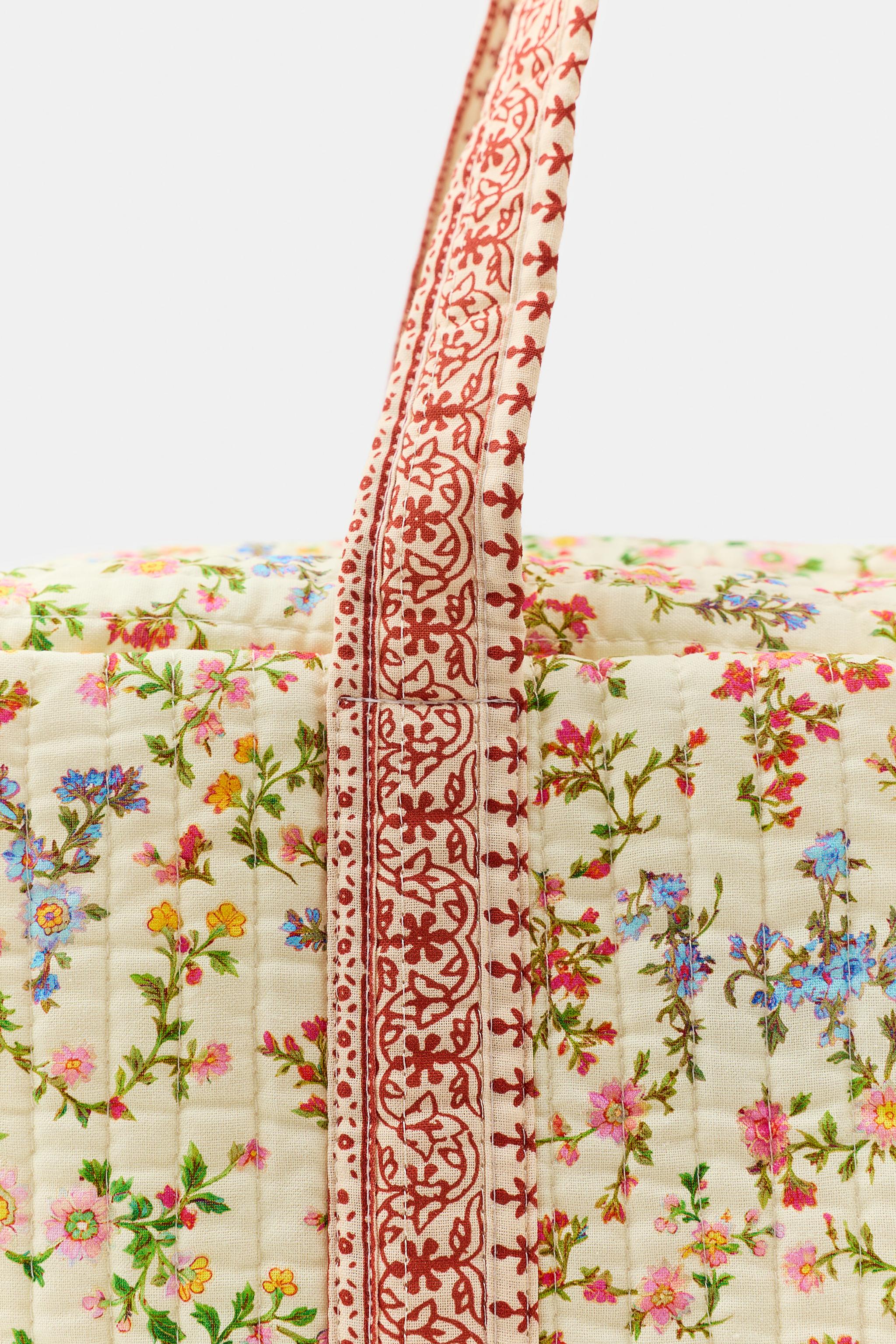 FLORAL PRINT QUILTED BAG
